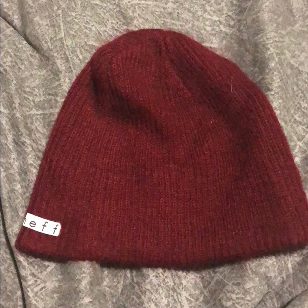 ⚫️Deep Burgundy Neff Beanie⚫️